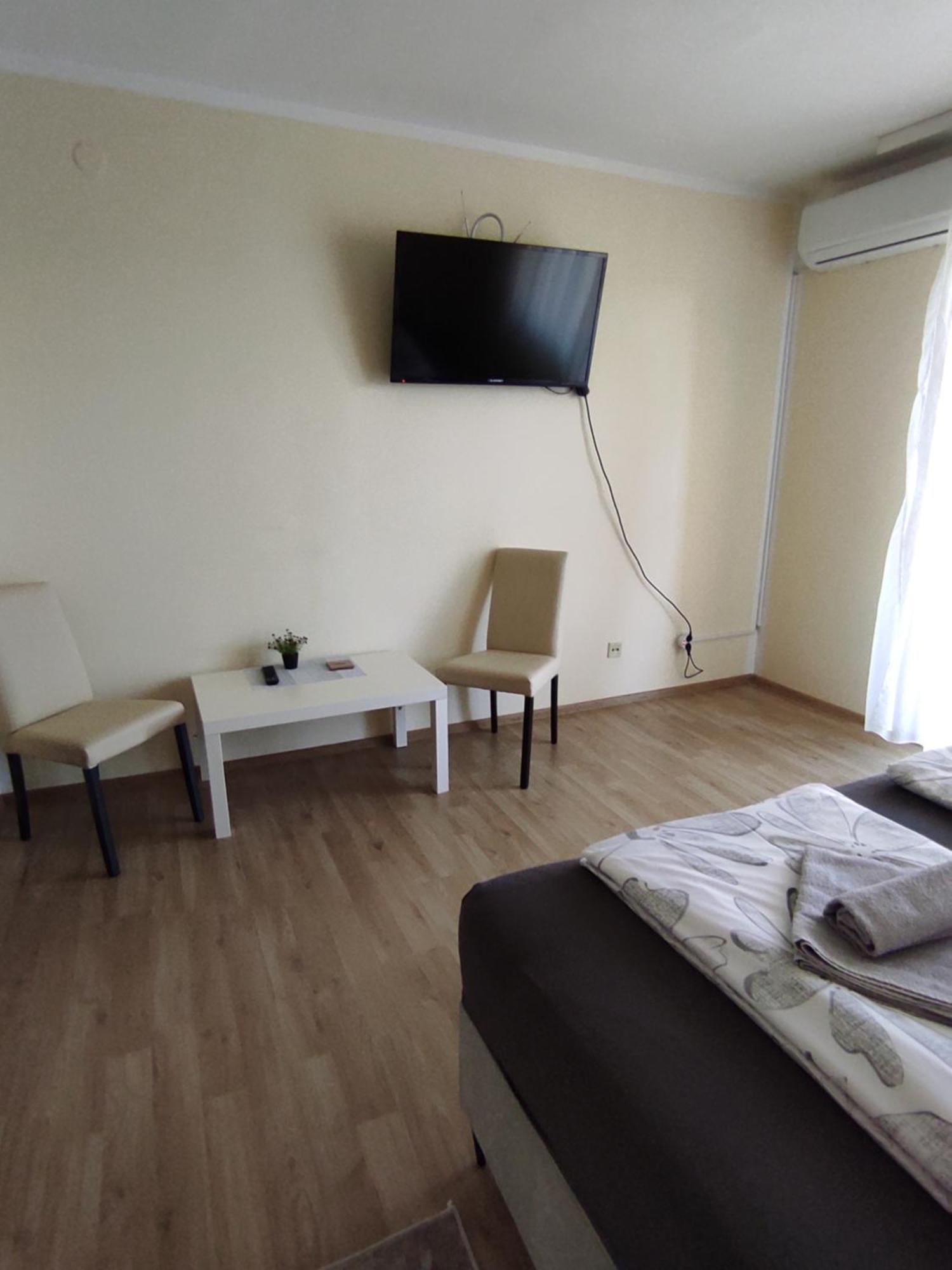 Ema Apartmani Vinkovce Kültér fotó